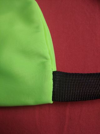 RIÑONERA UNISEX DEPORTE VERDE FLUOR 2 CREMALLERAS