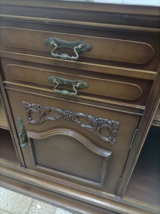 Conjunto dormitorio de madera noble y marmol