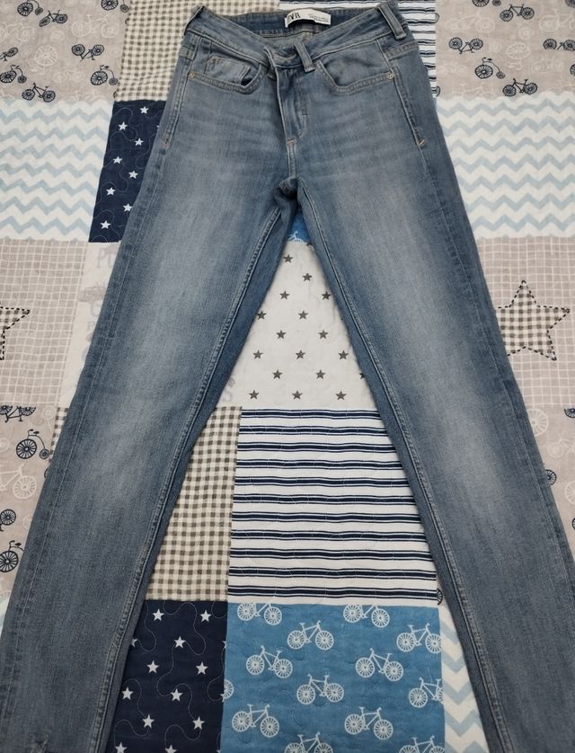Pantalón vaquero zara