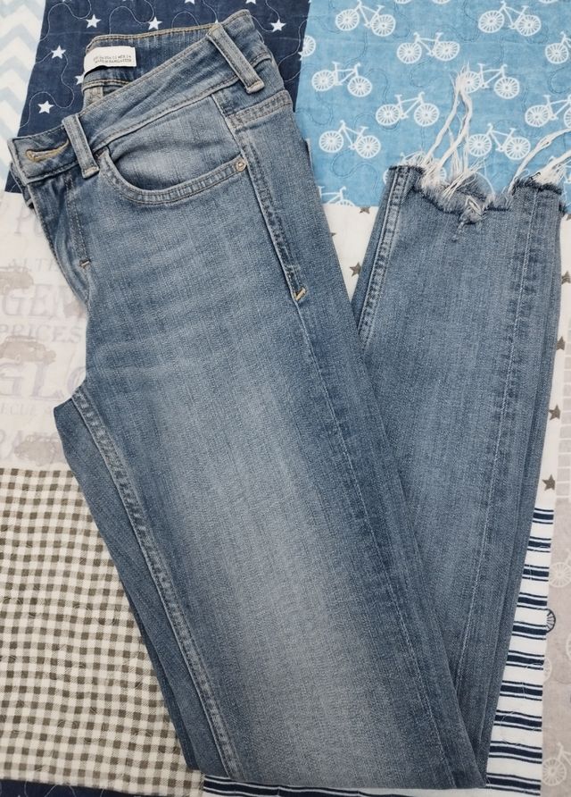 Pantalón vaquero zara