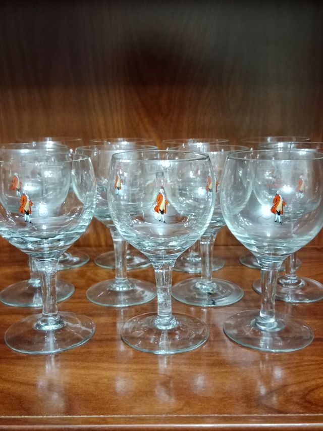 Copas pequeñas VIN DE L'ÉCHANSON