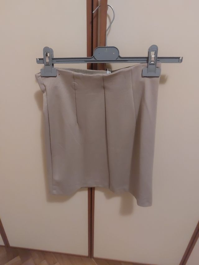 Gonna corta da donna 