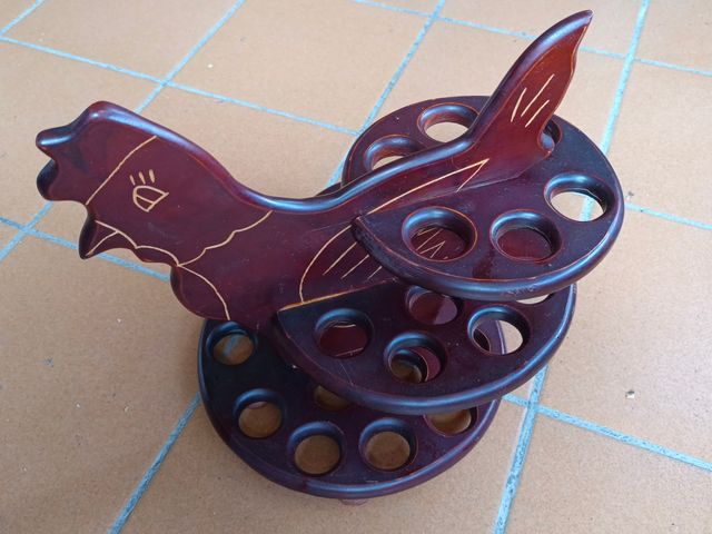 Huevera/gallina de madera para uso o decoración