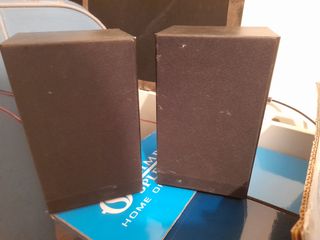 Juego dos altavoces