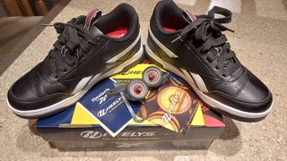 HEELYS REEBOK ( Wheeled Shoe) Talla 38. 