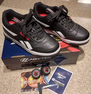 HEELYS REEBOK ( Wheeled Shoe) Talla 38. 