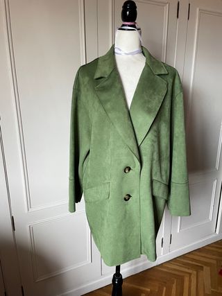 Chaquetón antelina Zara