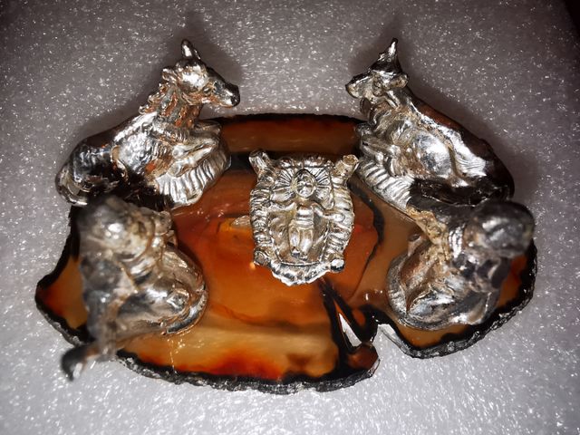 Presepe su agata gialla