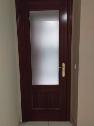 Urge mucho vender Puertas piso