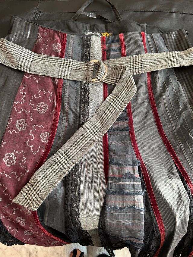 Falda fiesta desigual