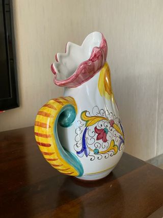Vasi di ceramica tedeschi dipinti a mano