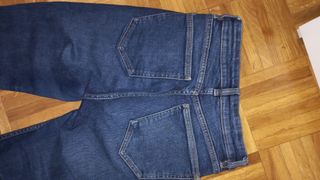 Pantalones vaqueros campana