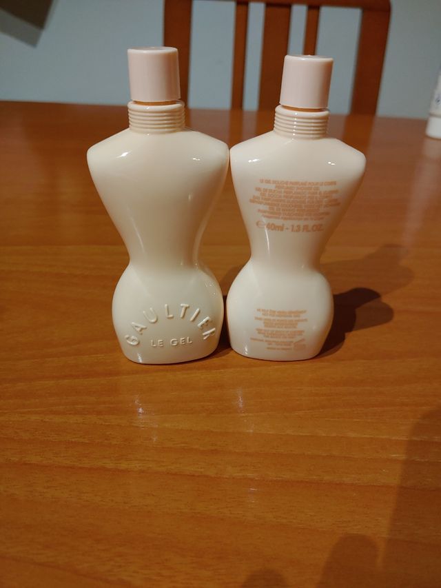 Gaultier gel ducha.