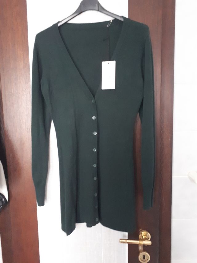 Cardigan lungo colore verde sottobosco