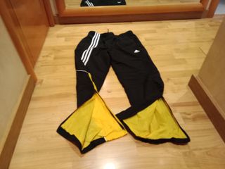 VINTAGE 2011. PANTALONES ADIDAS. TALLA L