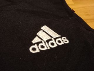 VINTAGE 2011. PANTALONES ADIDAS. TALLA L