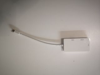 Cable thunderbolt a hdmi, vga y VI blanc