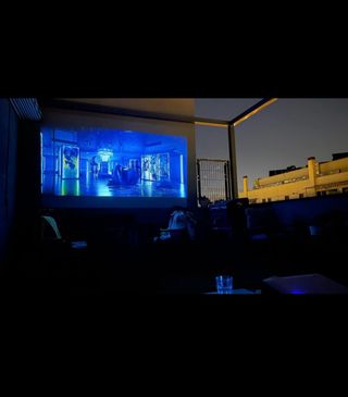Proyector Yaber Pro V9 ( SIN USO)