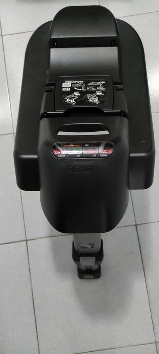 Silla de coche Recaro Privia y base Isofix.