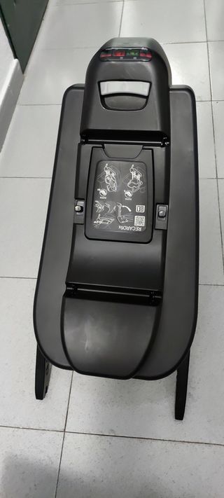 Silla de coche Recaro Privia y base Isofix.