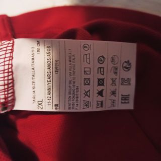Polo rossa Benetton