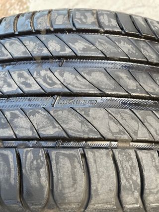 Llantas BMW ORIGINALES 17” con neumáticos NUEVOS