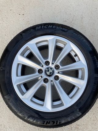 Llantas BMW ORIGINALES 17” con neumáticos NUEVOS