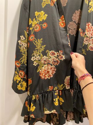 kimono con flores