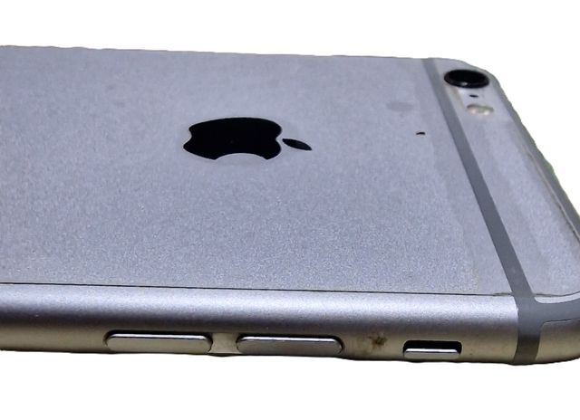 iphone 6s plus iOS 15.8.2