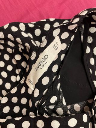 Pantalones cortos topos blancos