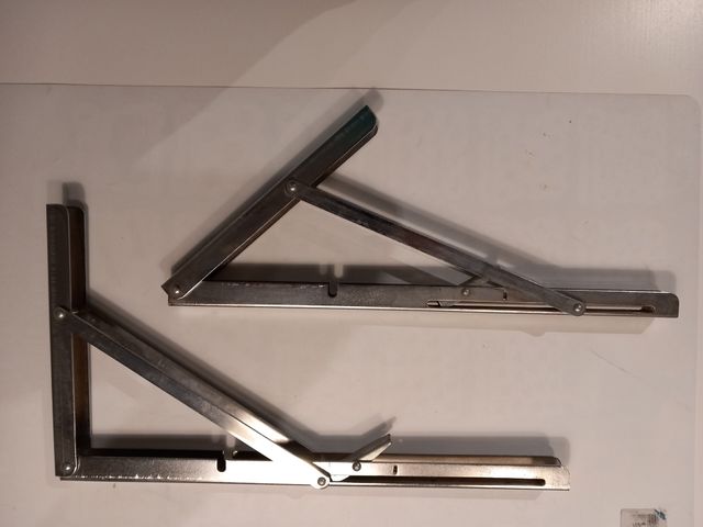 Escuadra abatible de acero 40x22cm