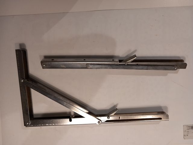 Escuadra abatible de acero 40x22cm