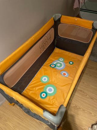 Cuna de viaje