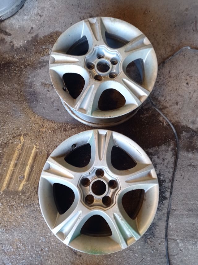 Varios lotes de llantas