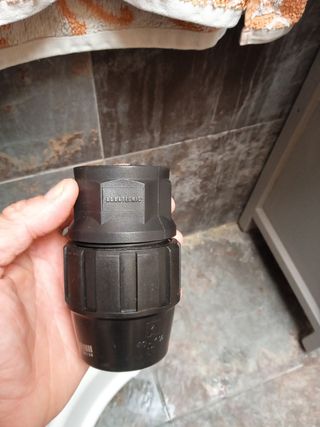 ENLACE HEMBRA POLIETILENO 40 - 1"1/4
