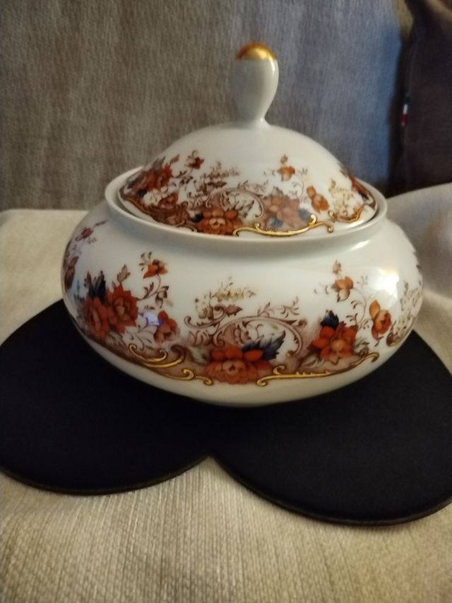 porcellana Limoges LG. France biscottiera