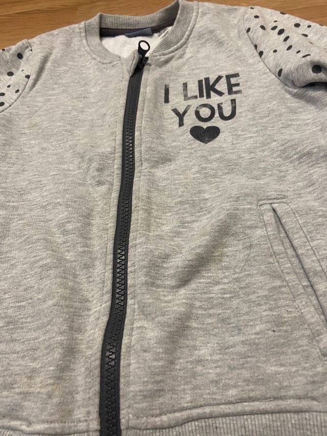 Sudadera gris Lupilu Talla 4-6 años