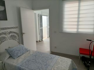 casa alquiler Chipiona a 3 min de la Playa  semana quincena fines de semana y por día ideal moteros semana santa cochera opcional