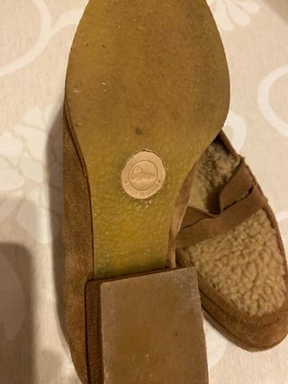 Zapato  mocasin color camel piel vuelta
