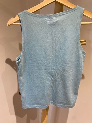 Camiseta azul de Coronel Tapiocca
