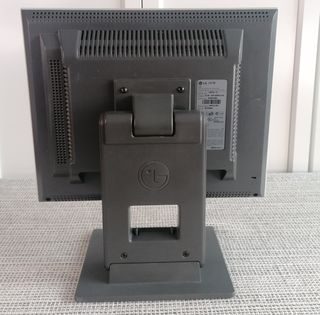 ✅ Pantalla de PC 15"