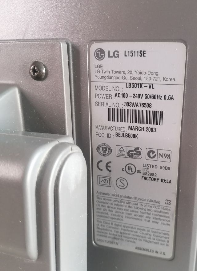 ✅ Pantalla de PC 15"