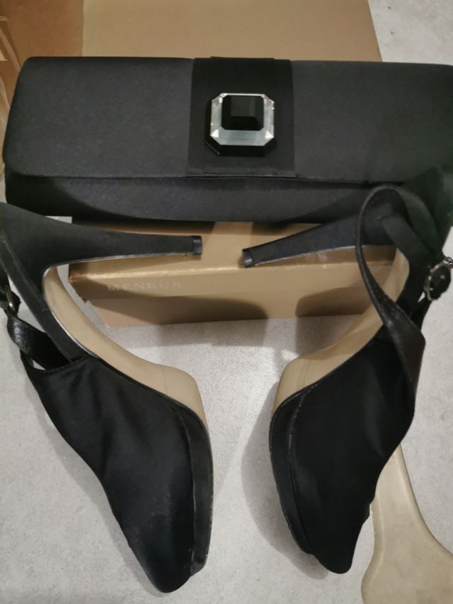 Conjunto peep toe 39 y bolso Menbur