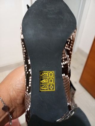 Botines lucy Jeffrey campbell