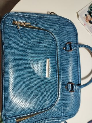 Bolso con asas