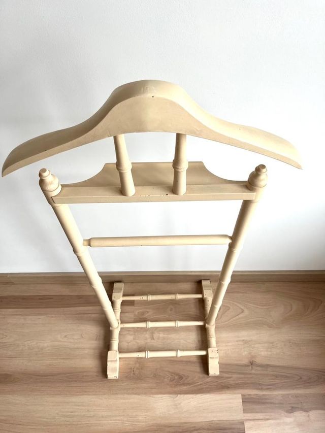 Perchero años 60 de madera.