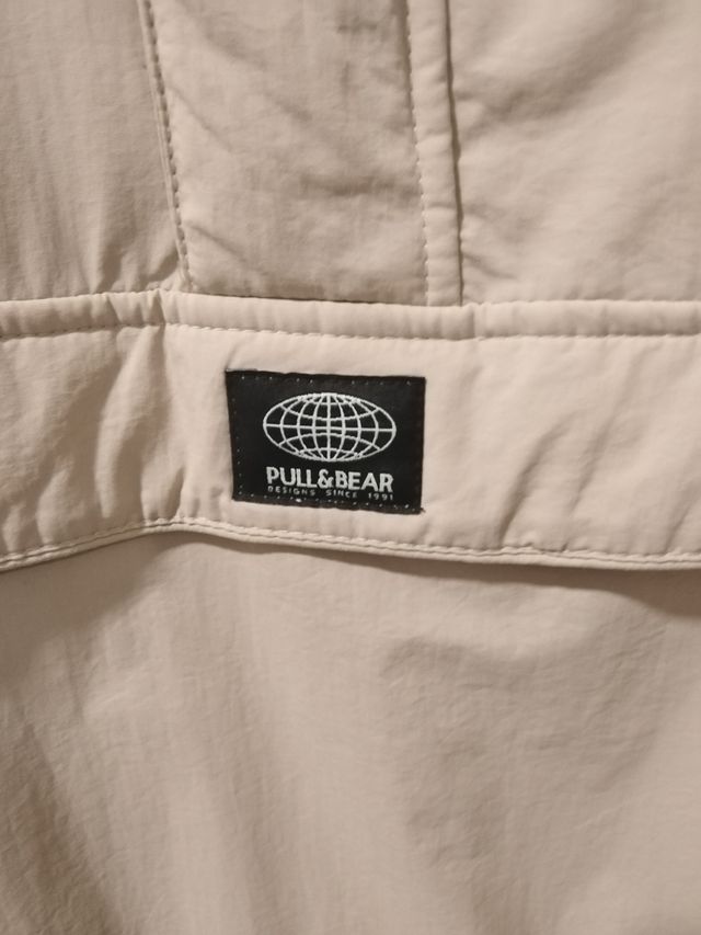 Anorak Pull and Bear color rosa palo