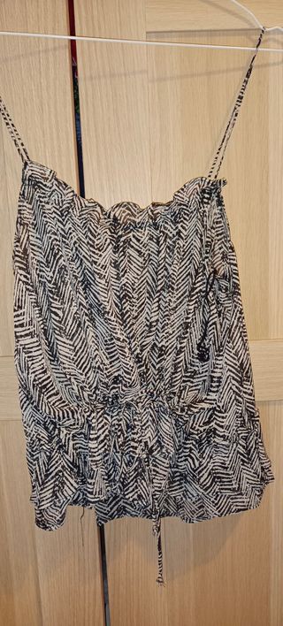 Lote cuatro tops mango y zara talla s y xs 
