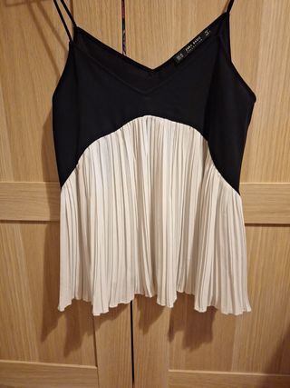 Lote cuatro tops mango y zara talla s y xs 
