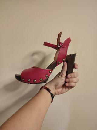 Sandalias d tacón Mustang